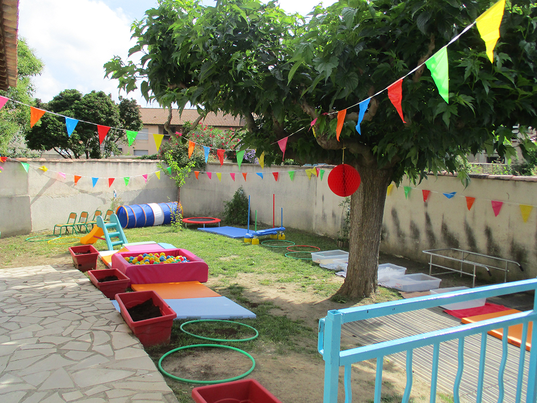 creche jardins rodilhan parc